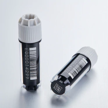 艾本德Eppendorf CryoStorage Vial, 2.0 mL, 不含 DNase、RNase、人類 DNA 和內(nèi)毒素；外螺紋，預(yù)先加蓋灰色管蓋，帶 2D SafeCode (DataMa